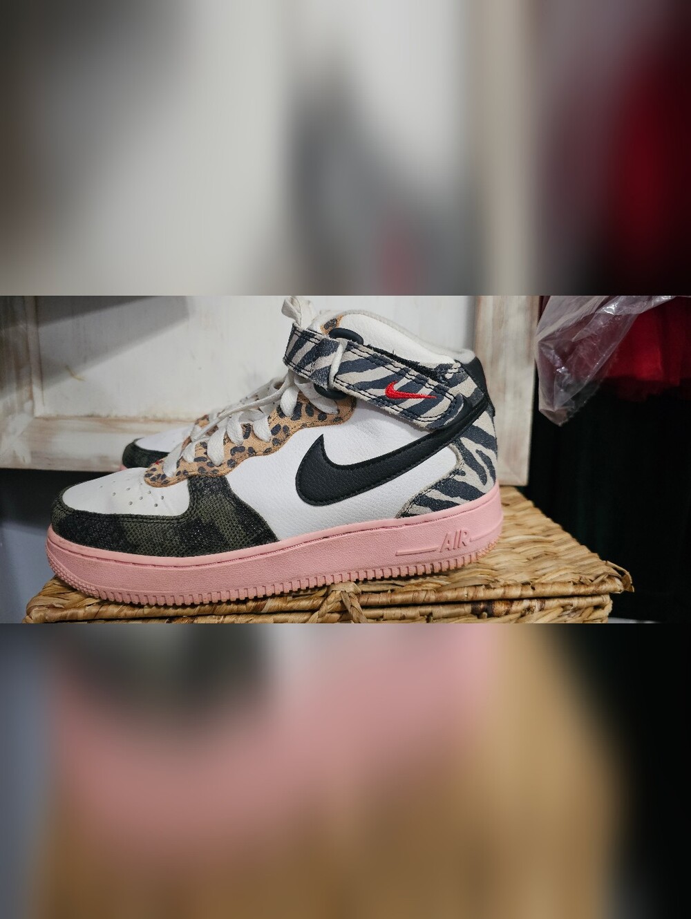 Nike Women's Air Force 1 Mid 'Tunnel Walk' sneakers Size 7.5 - Picture 4 of 7